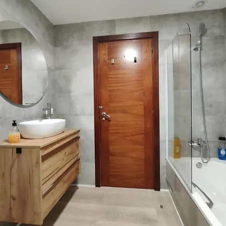 Appartamento Dentro De La Muralla De 1.3 B *